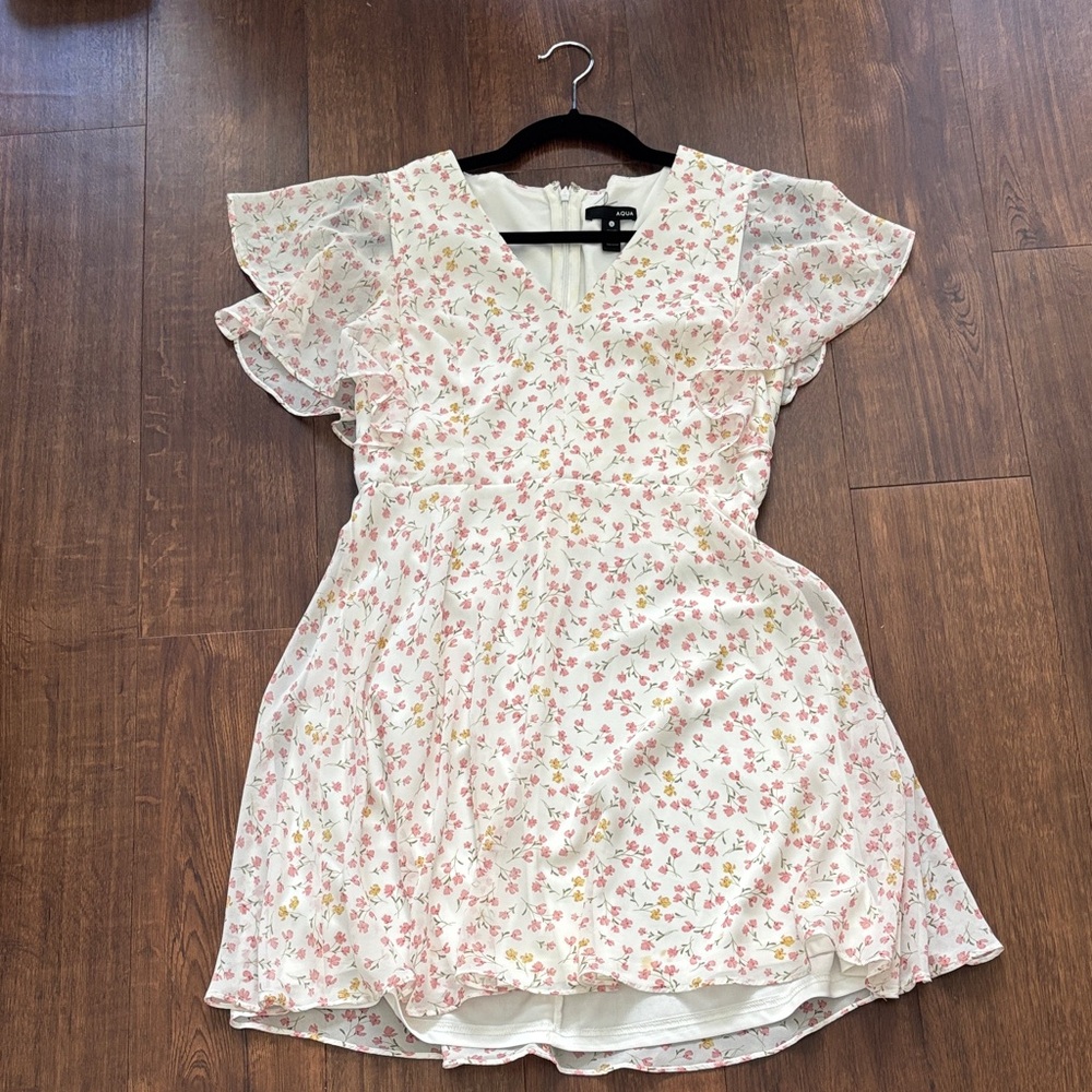 Floral Dress with Ruffle Sleeves